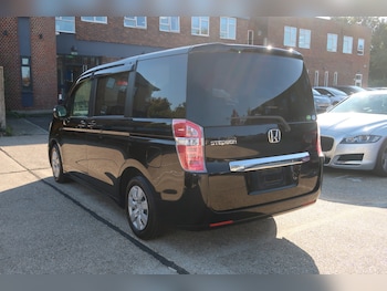 Used Honda Stepwagon 2014 for sale - 76258095: Photo