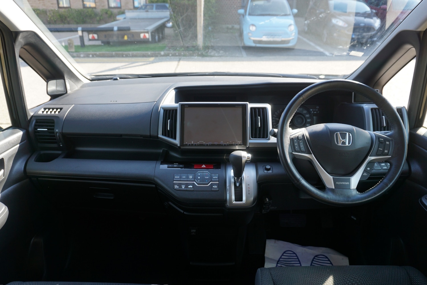Used Honda Stepwagon 2014 for sale - 78127235: Photo 10