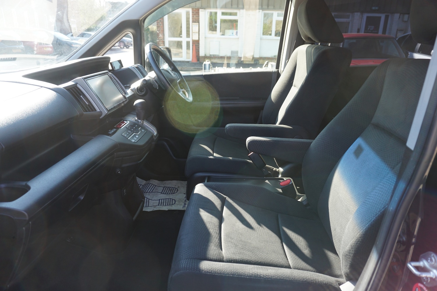 Used Honda Stepwagon 2014 for sale - 78127235: Photo 27