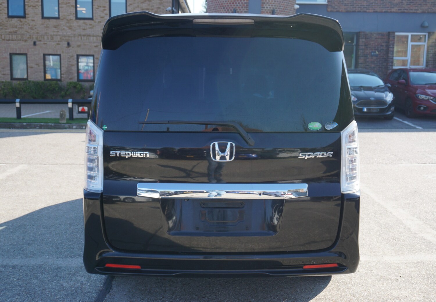 Used Honda Stepwagon 2014 for sale - 78127235: Photo 4