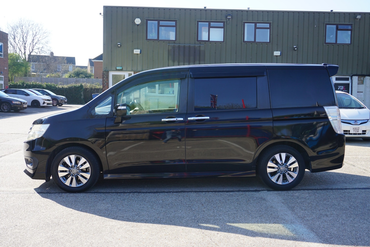 Used Honda Stepwagon 2014 for sale - 78127235: Photo 7