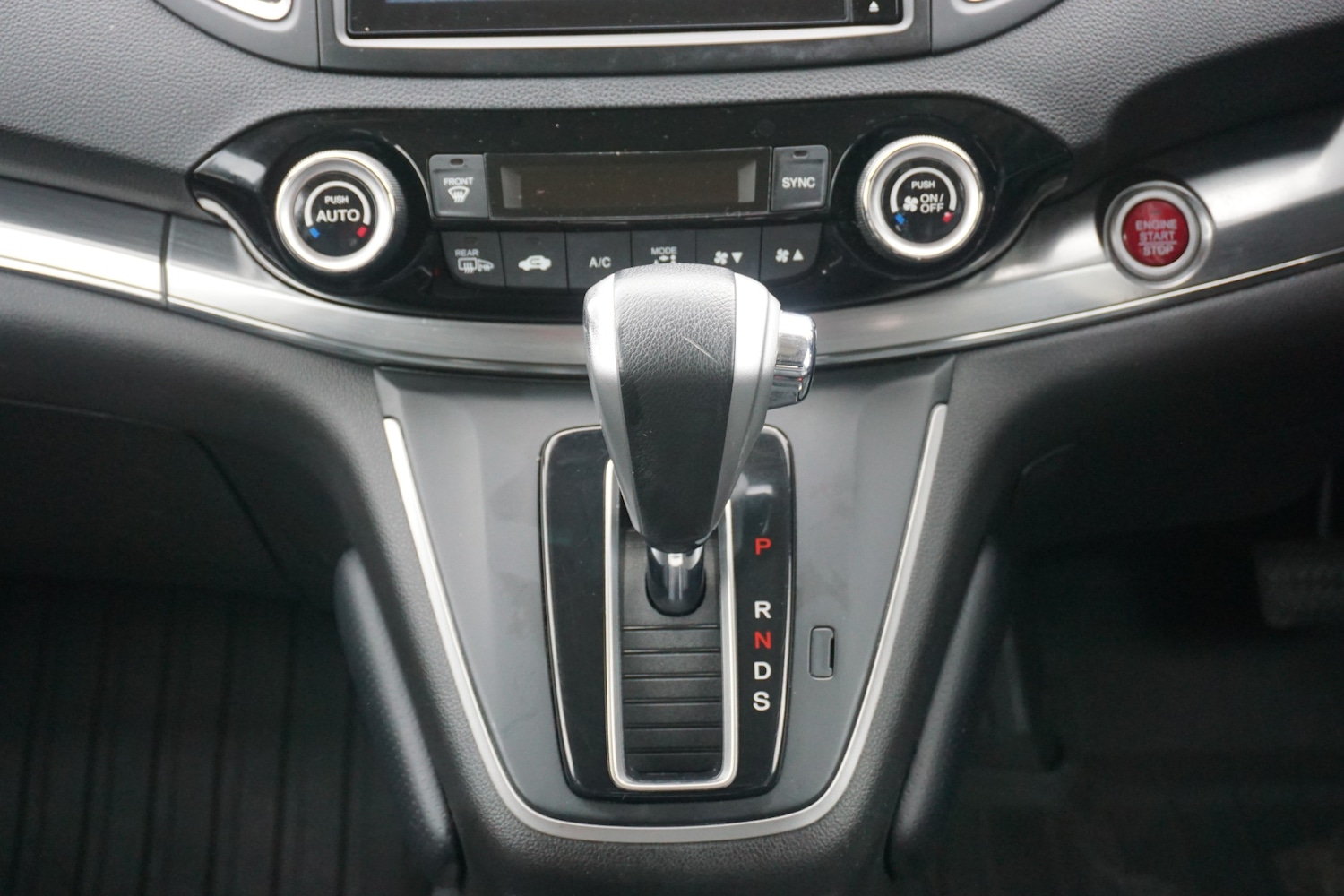 Used Honda CR-V 2017 for sale - 78062360: Photo 24