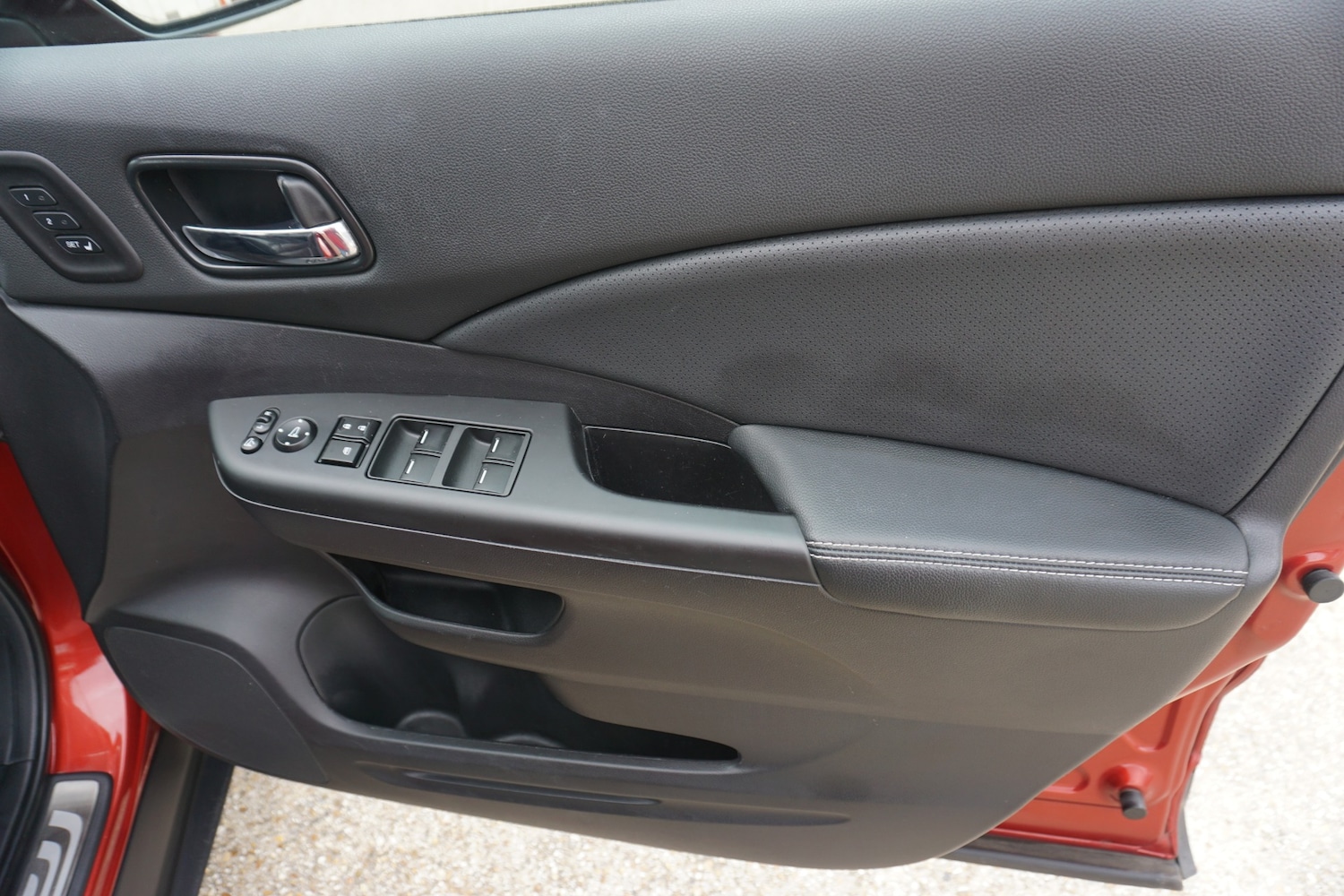 Used Honda CR-V 2017 for sale - 78062360: Photo 30