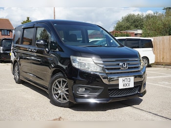 Used Honda Stepwagon 2013 for sale - 75856588: Photo