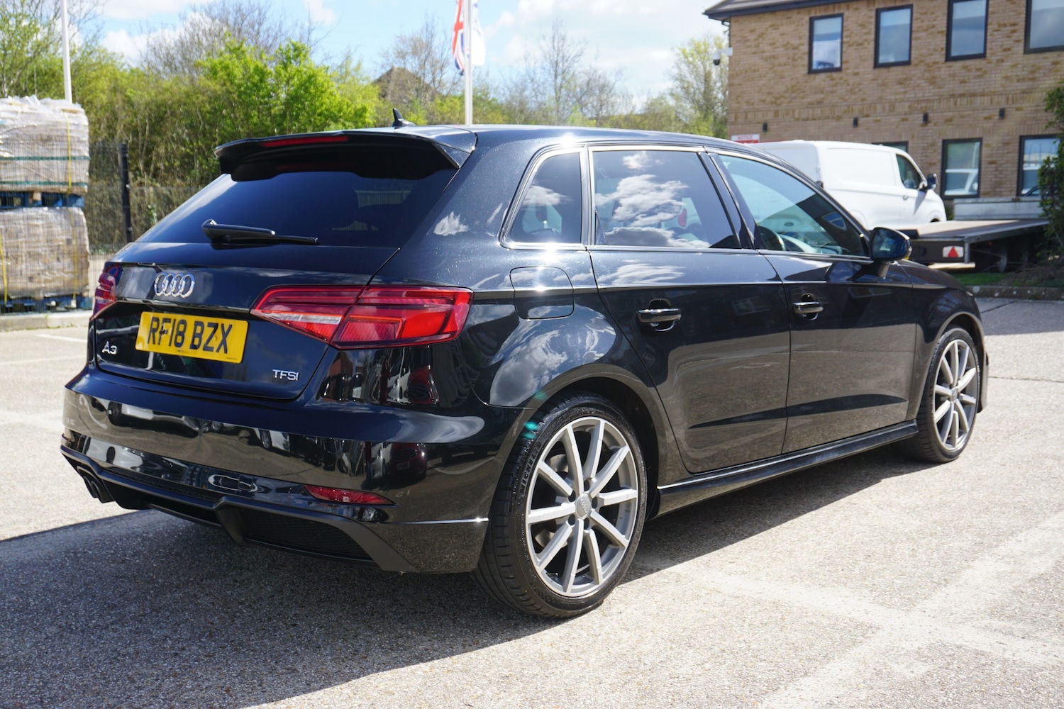 Used Audi A3 2018 for sale - 78057313: Photo 3