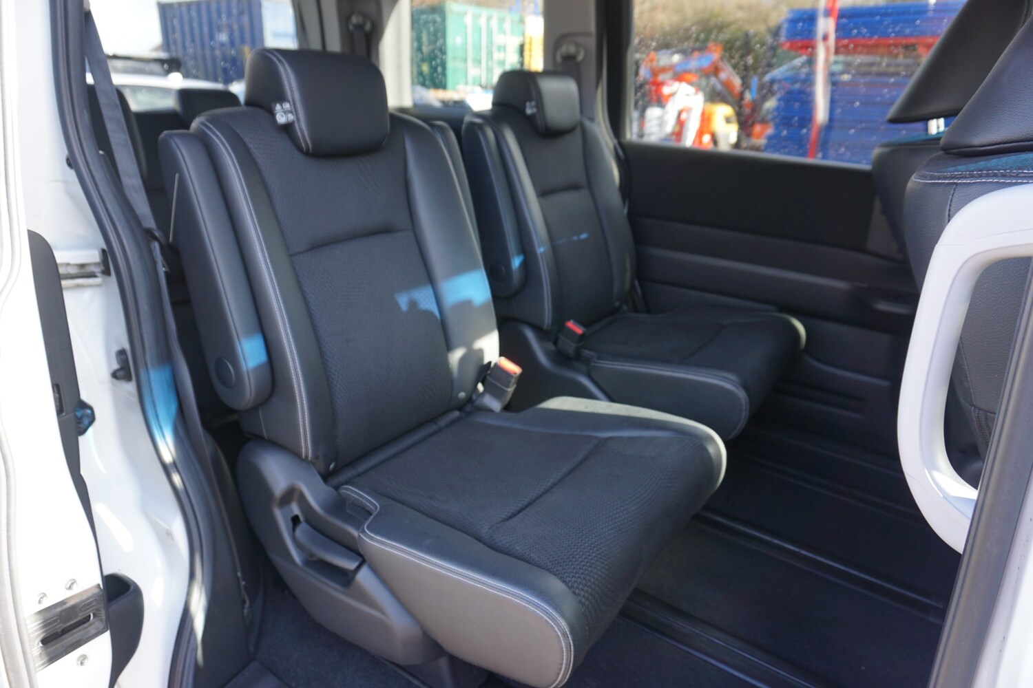 Used Honda Stepwagon 2026 for sale - 77400214: Photo 12