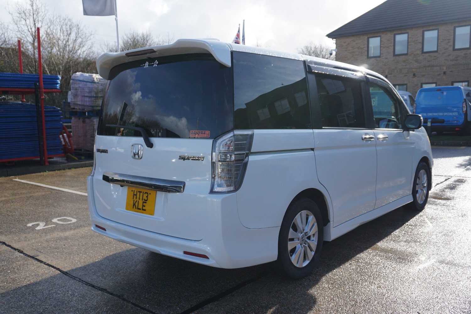 Used Honda Stepwagon 2026 for sale - 77400214: Photo 3