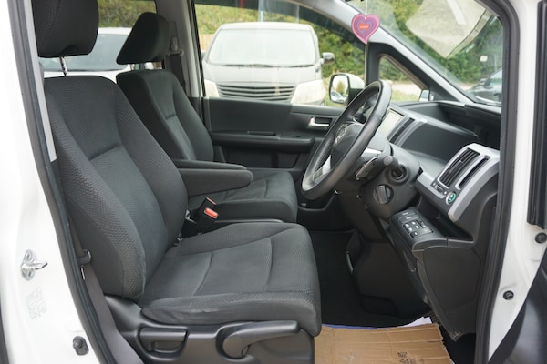 Used Honda Stepwagon 2025 for sale - 75662708: Photo 11