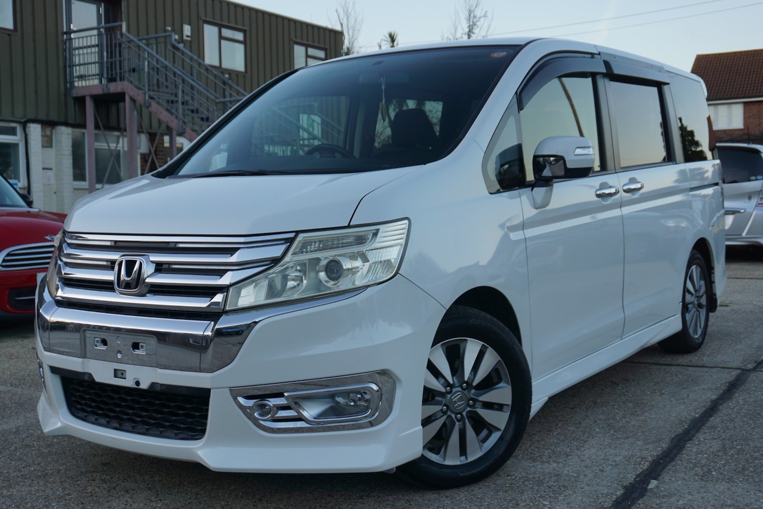 Used Honda Stepwagon 2025 for sale - 77107905: Photo 6