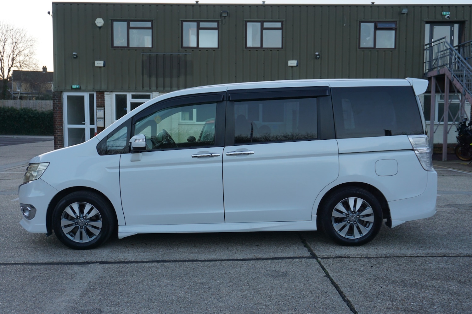 Used Honda Stepwagon 2025 for sale - 77107905: Photo 7
