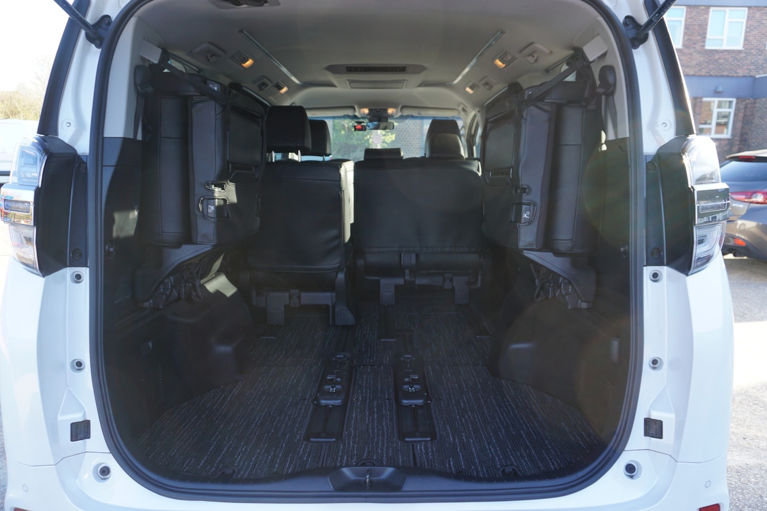 Used Toyota Vellfire 2020 for sale - 78127267: Photo 26