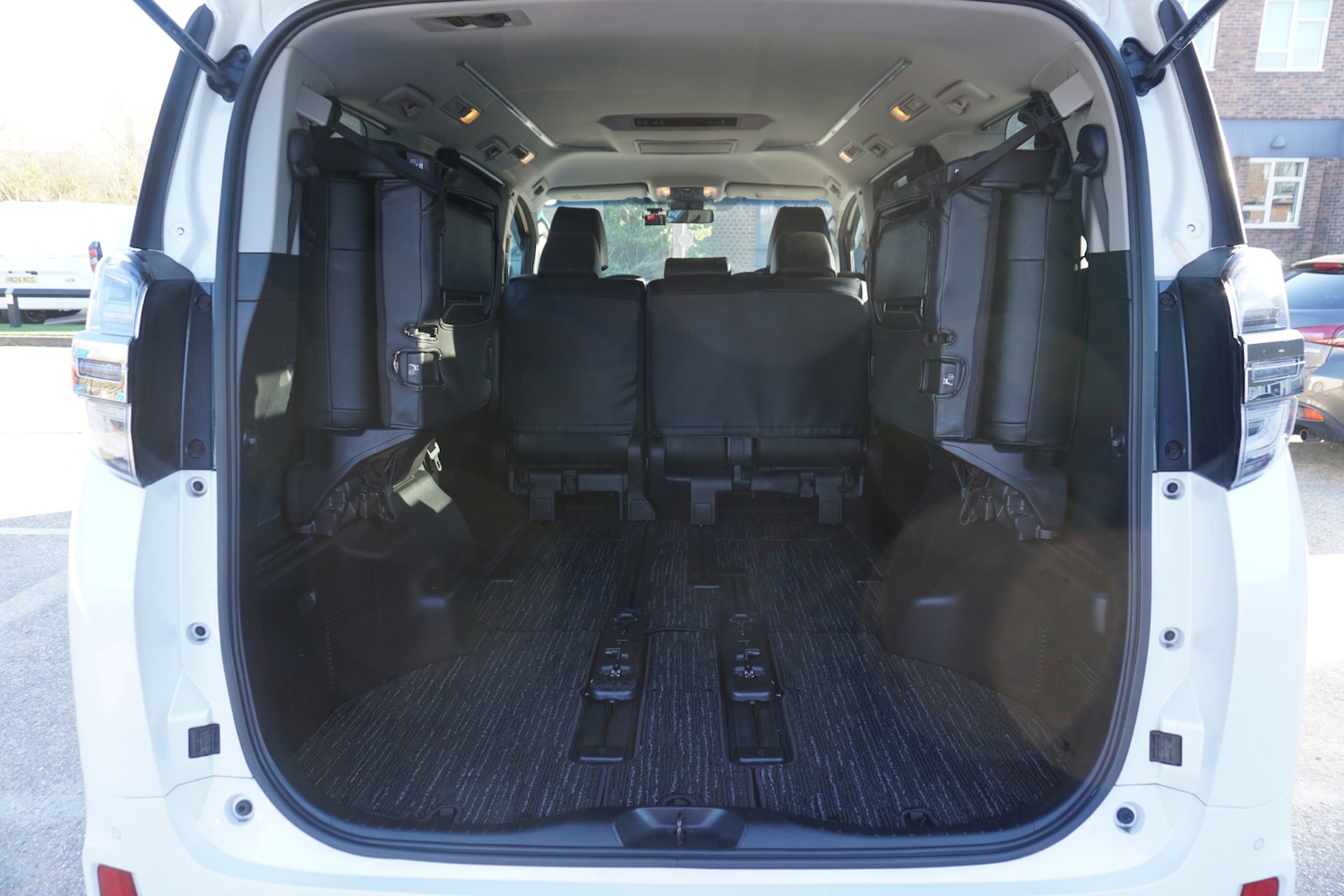 Used Toyota Vellfire 2020 for sale - 78127267: Photo 28