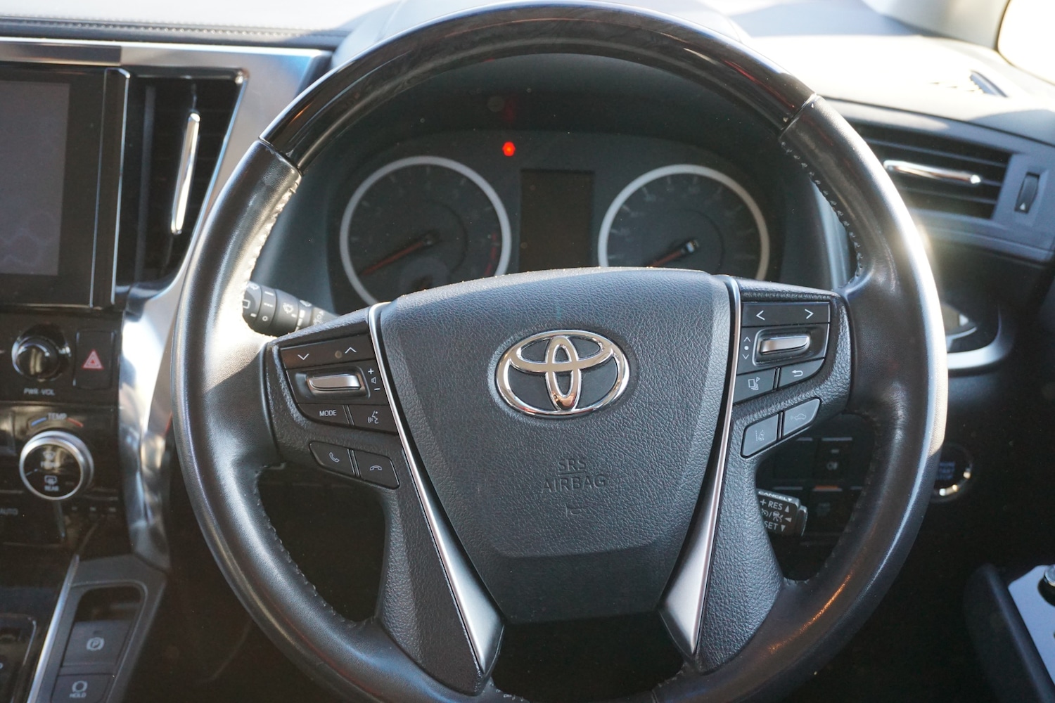 Used Toyota Vellfire 2020 for sale - 78127267: Photo 34