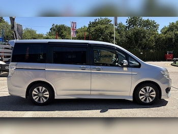 Used Honda Stepwagon 2015 for sale - 78941489: Photo