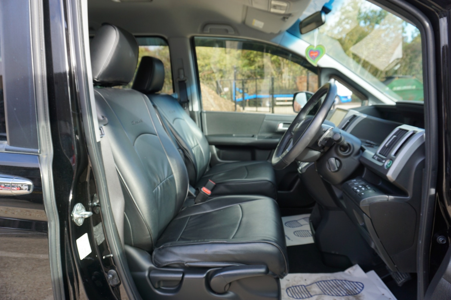 Used Honda Stepwagon 2025 for sale - 76358362: Photo 11