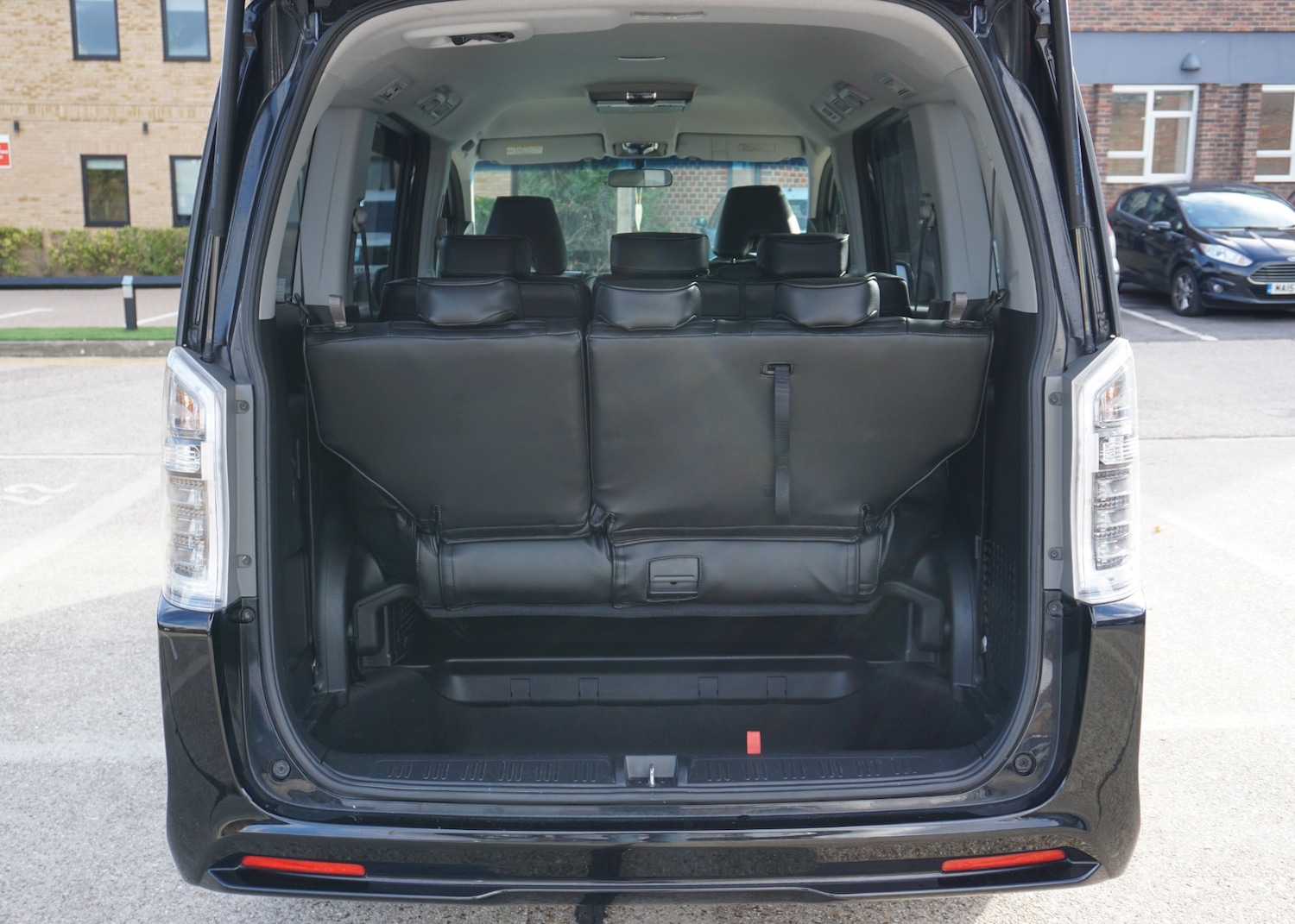 Used Honda Stepwagon 2025 for sale - 76358362: Photo 15