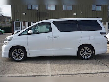 Used Toyota Vellfire 2010 for sale - 74124845: Photo