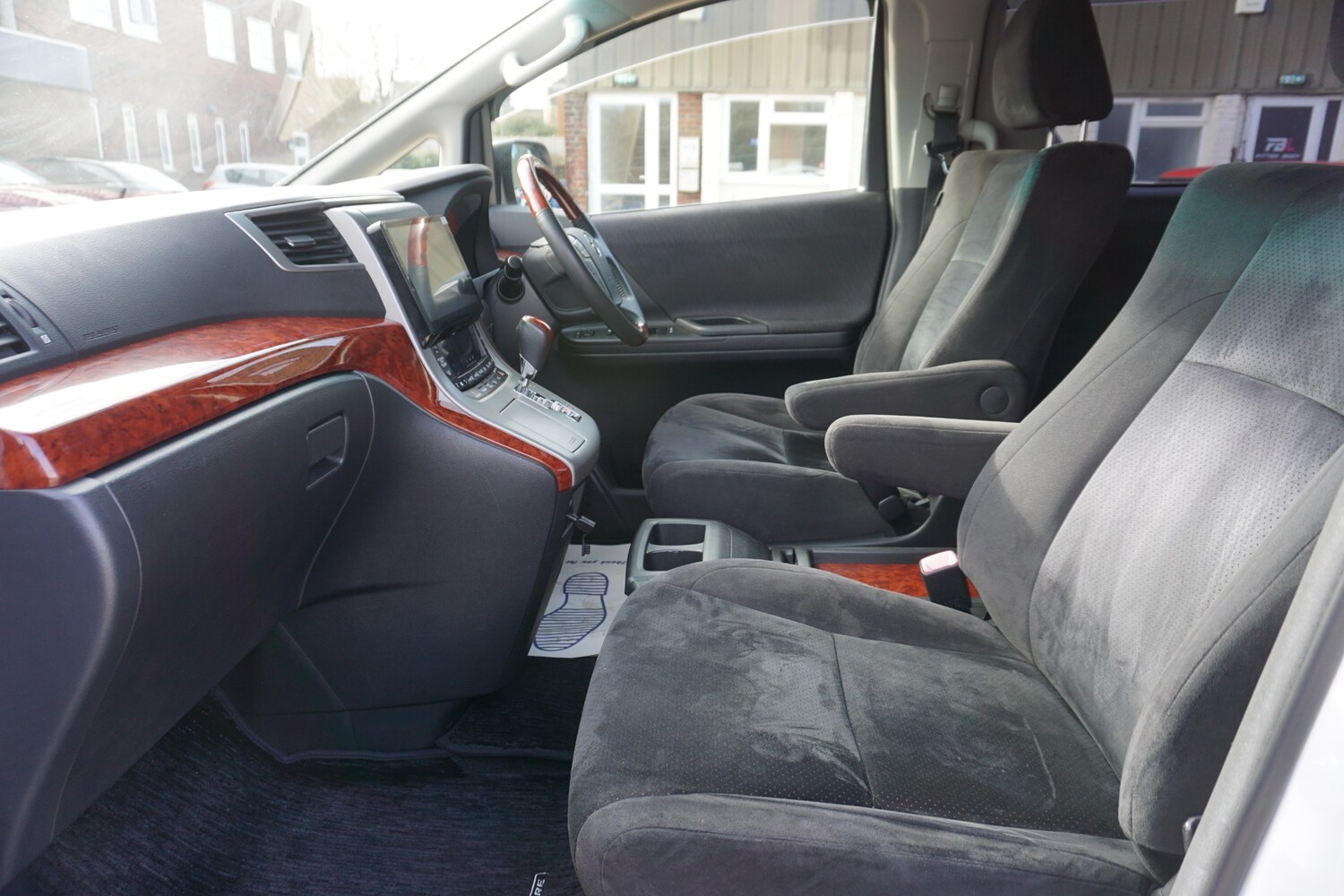 Used Toyota Vellfire 2025 for sale - 74124845: Photo 37