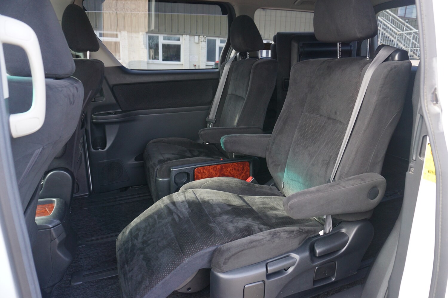 Used Toyota Vellfire 2025 for sale - 74124845: Photo 38