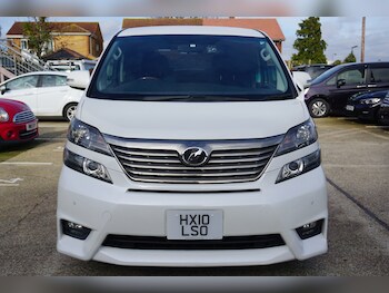 Used Toyota Vellfire 2010 for sale - 74124845: Photo
