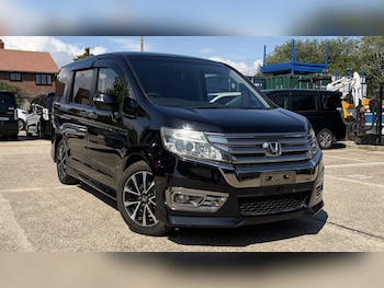 Used Honda Stepwagon 2013 for sale - 78942640: Photo