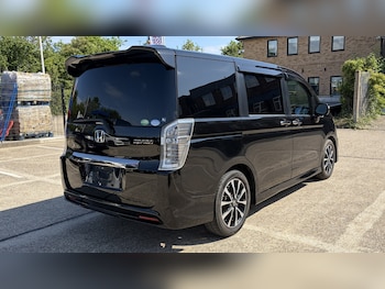 Used Honda Stepwagon 2013 for sale - 78942640: Photo