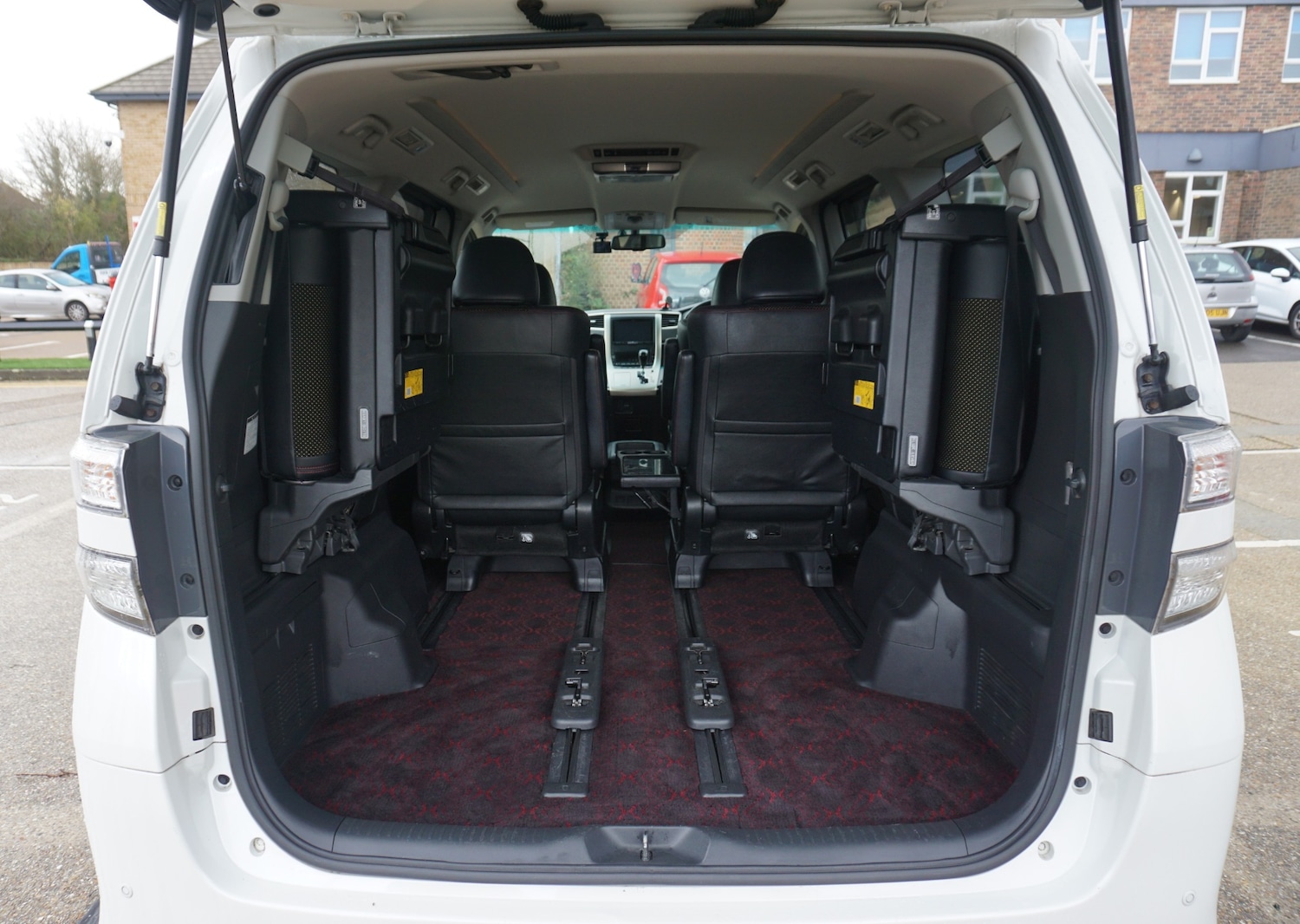 Used Toyota Vellfire 2026 for sale - 77400377: Photo 19