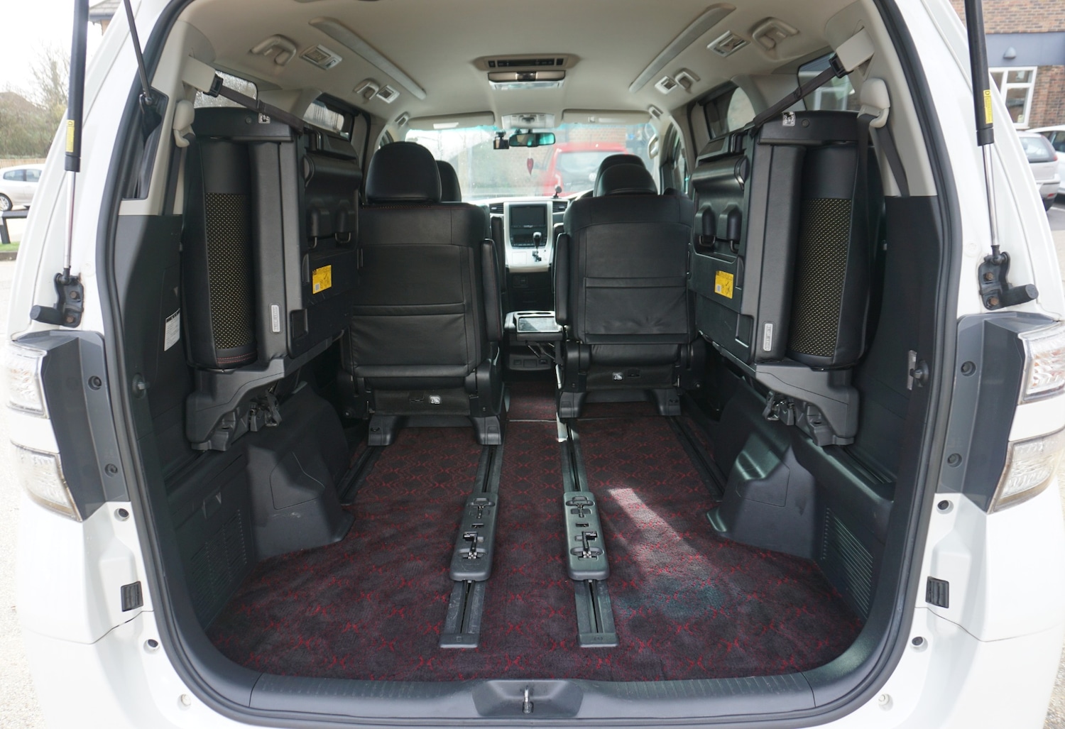 Used Toyota Vellfire 2026 for sale - 77400377: Photo 23