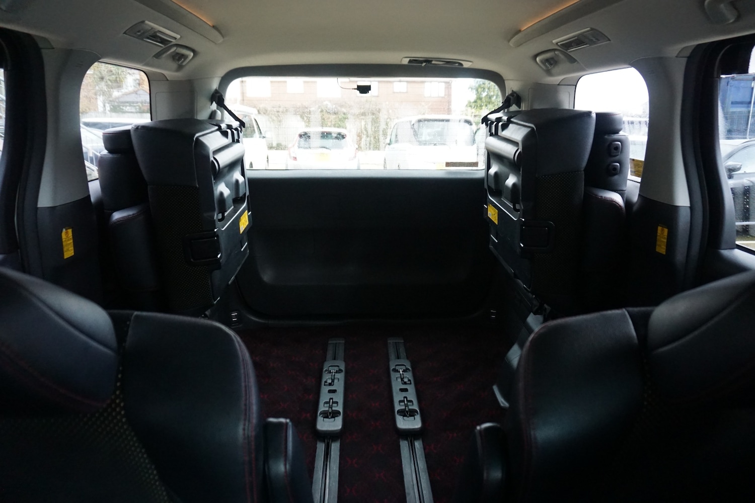 Used Toyota Vellfire 2026 for sale - 77400377: Photo 24