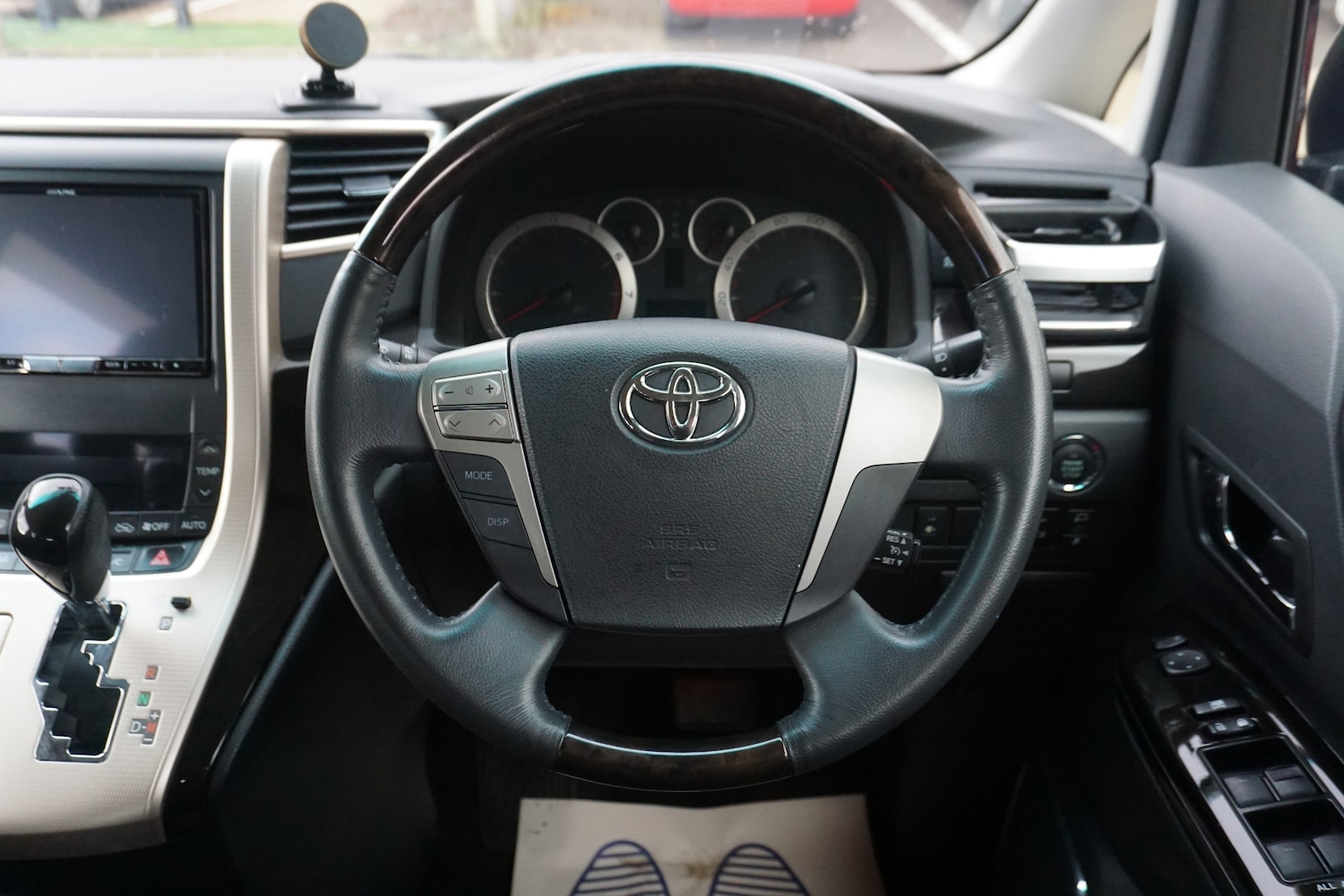 Used Toyota Vellfire 2026 for sale - 77400377: Photo 29