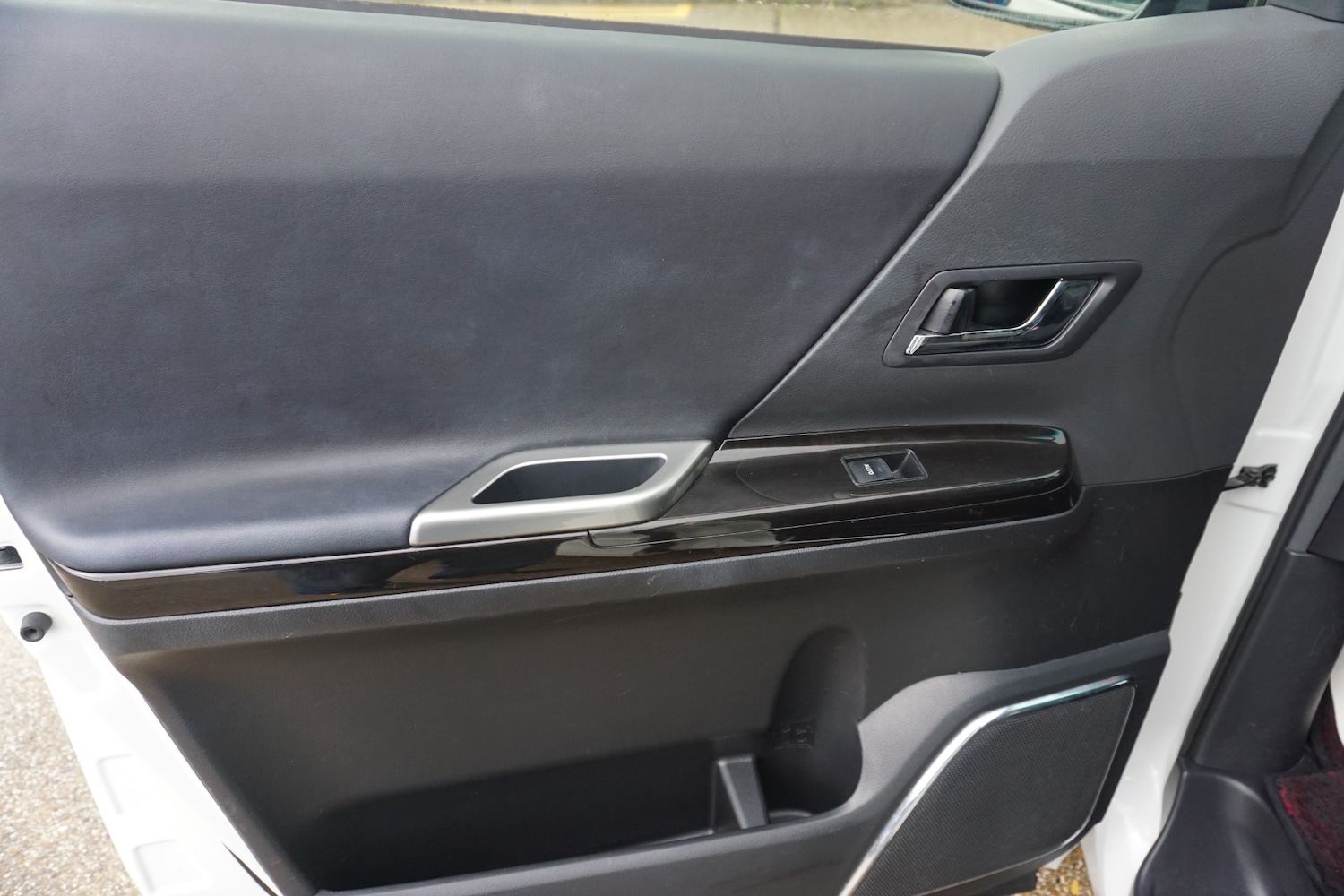 Used Toyota Vellfire 2026 for sale - 77400377: Photo 33