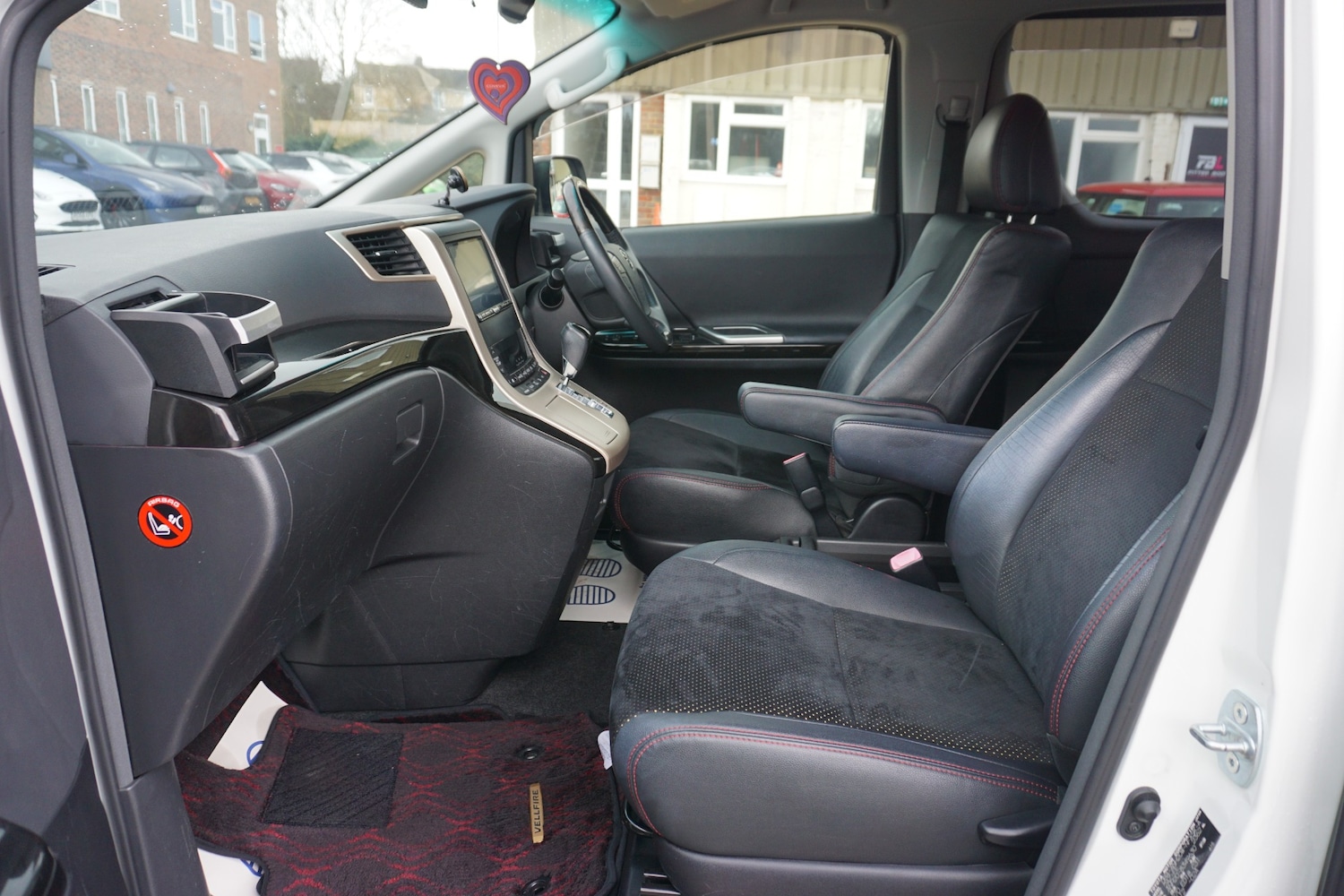 Used Toyota Vellfire 2026 for sale - 77400377: Photo 35