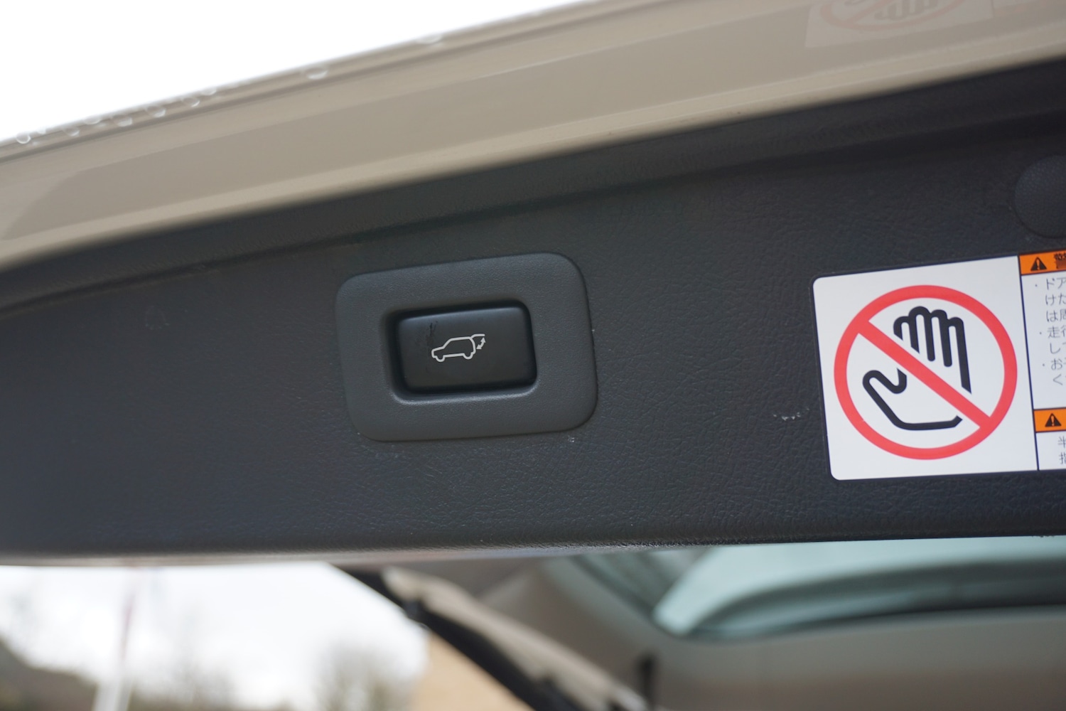 Used Toyota Vellfire 2026 for sale - 77400377: Photo 40