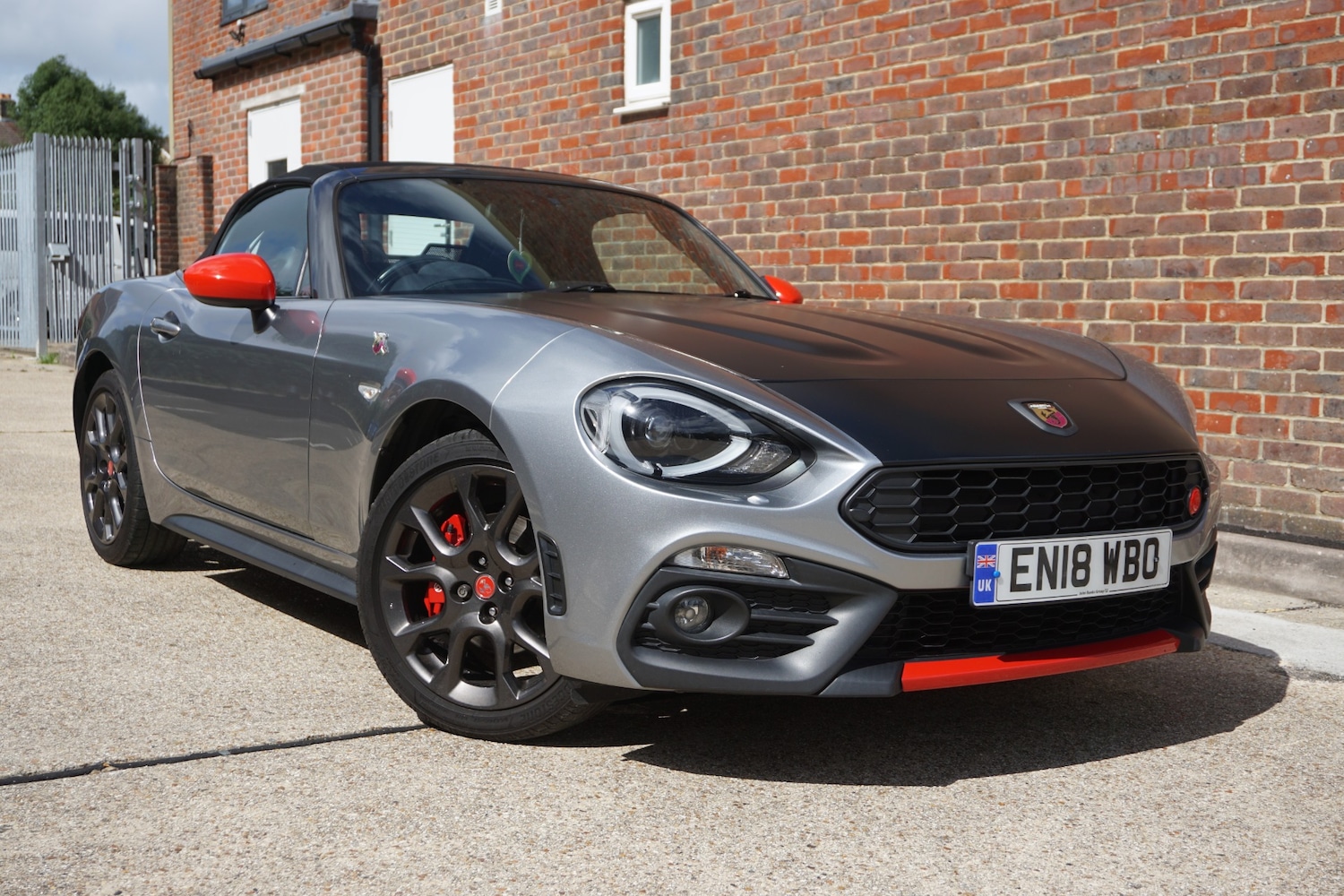 Used Abarth 124 Spider 2018 for sale - 75746972: Photo 1