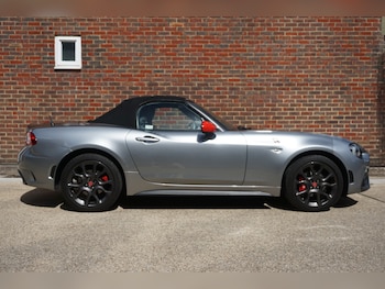 Used Abarth 124 Spider 2018 for sale - 75746972: Photo