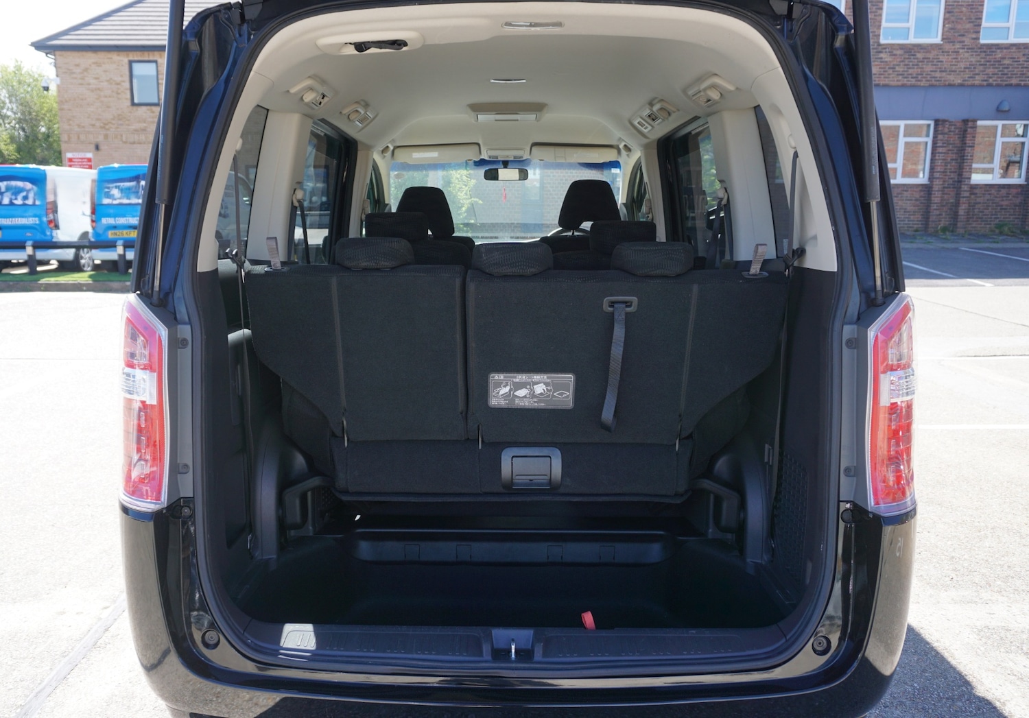 Used Honda Stepwagon 2013 for sale - 78202529: Photo 15