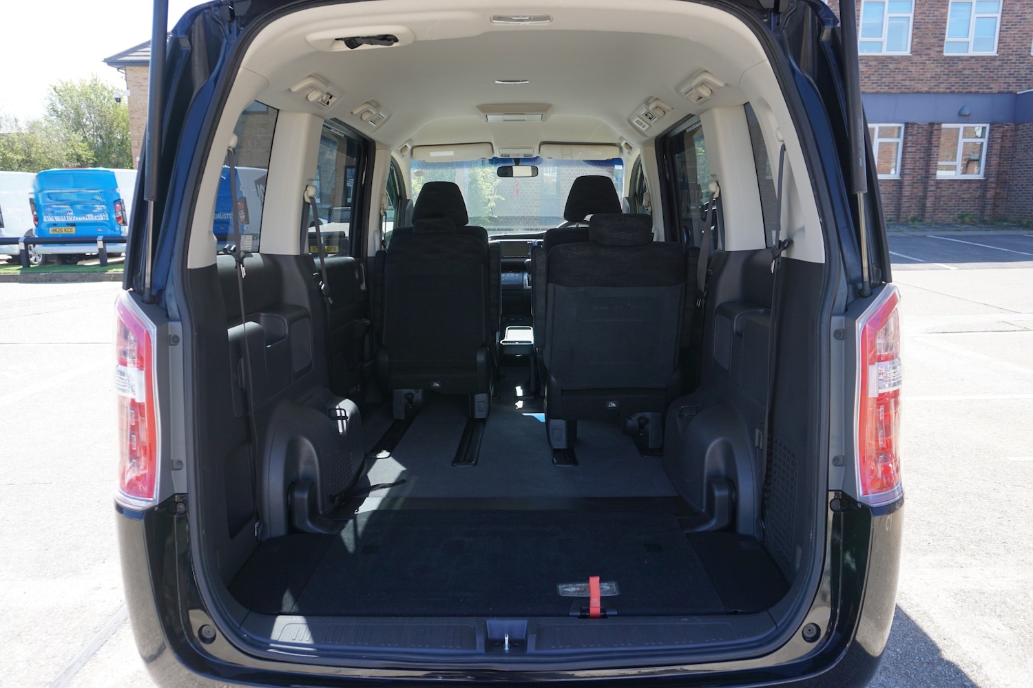 Used Honda Stepwagon 2013 for sale - 78202529: Photo 20