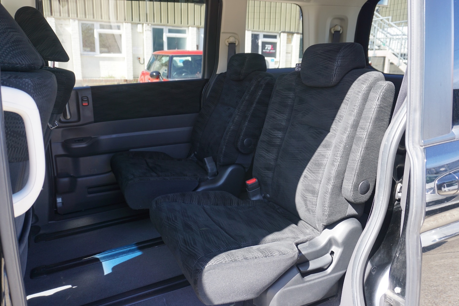 Used Honda Stepwagon 2013 for sale - 78202529: Photo 27