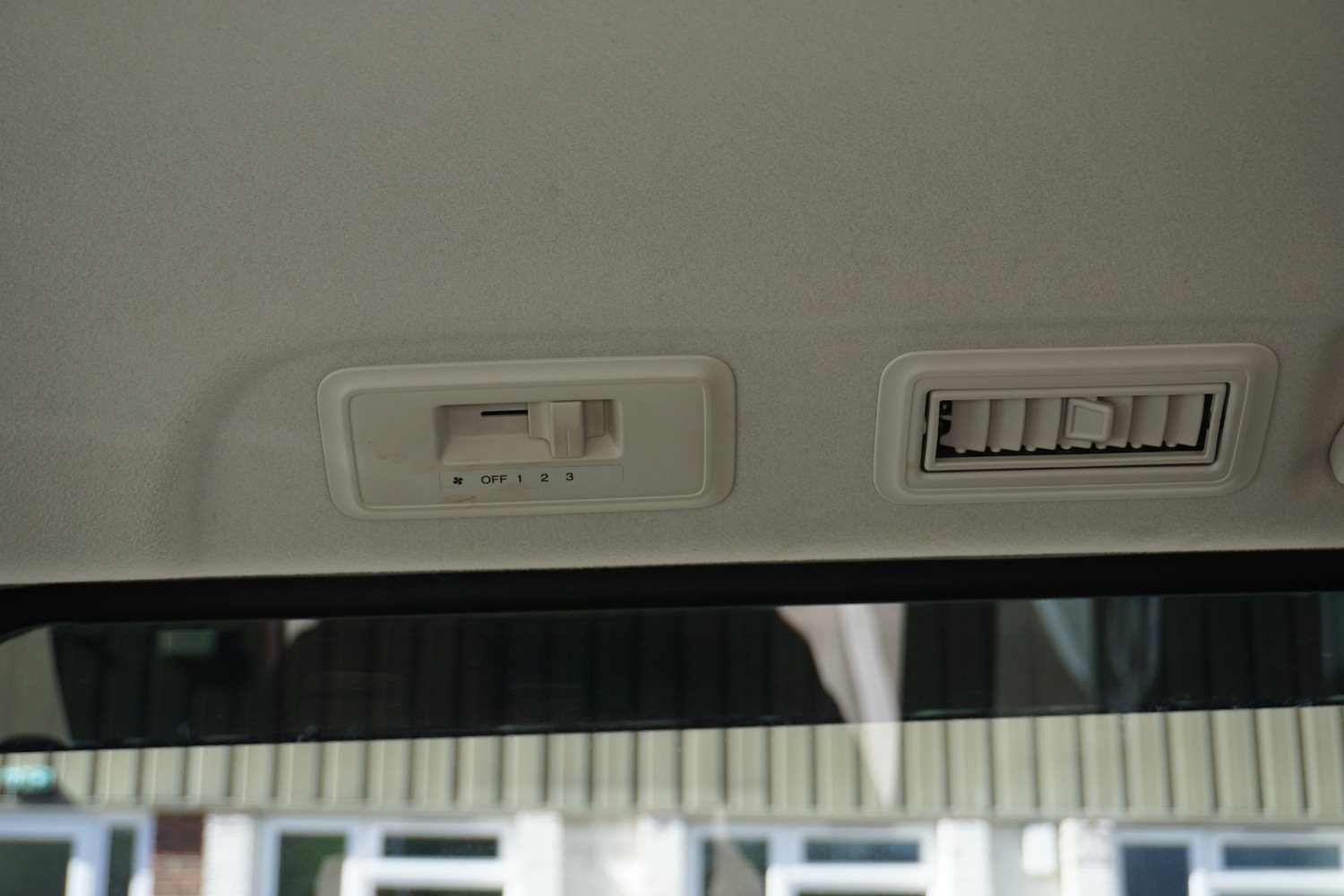 Used Honda Stepwagon 2013 for sale - 78202529: Photo 39