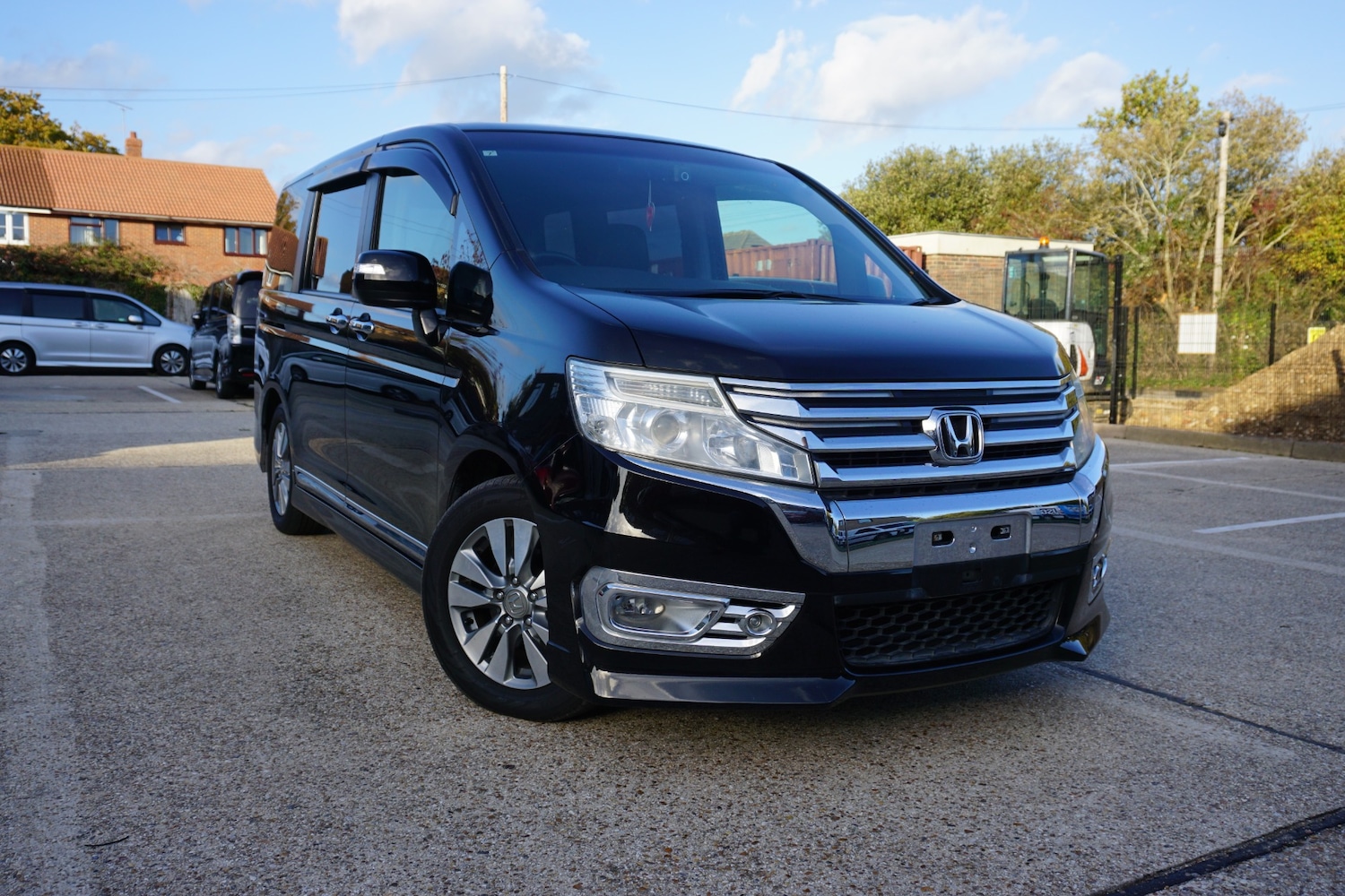 Used Honda Stepwagon 2013 for sale - 76436879: Photo 1