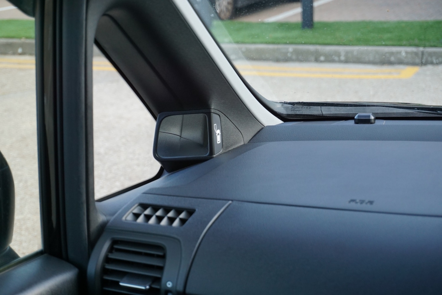 Used Honda Stepwagon 2013 for sale - 76436879: Photo 34