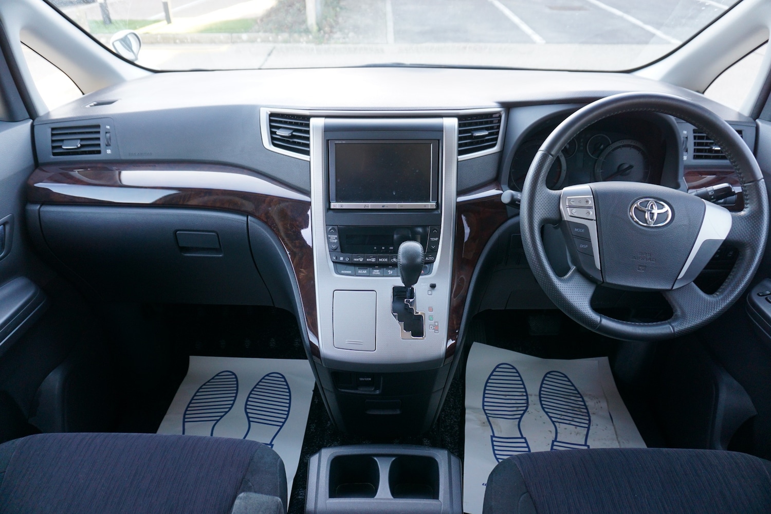 Used Toyota Vellfire 2025 for sale - 77264803: Photo 10