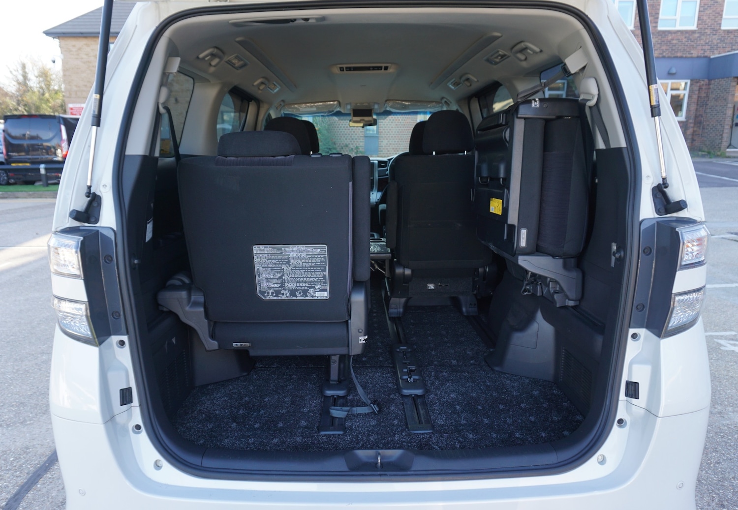 Used Toyota Vellfire 2025 for sale - 77264803: Photo 17