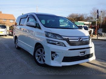 Used Toyota Vellfire 2012 for sale - 77264803: Photo