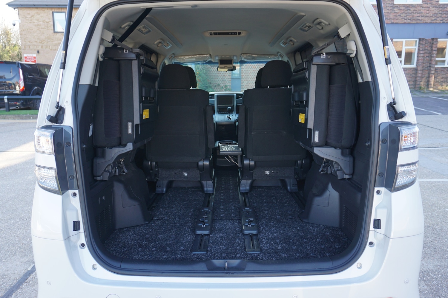 Used Toyota Vellfire 2025 for sale - 77264803: Photo 21