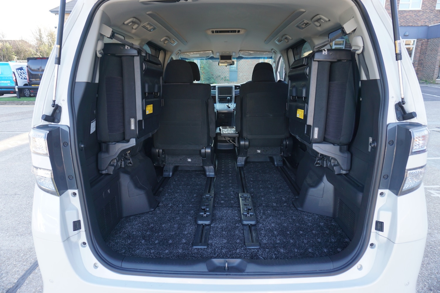 Used Toyota Vellfire 2025 for sale - 77264803: Photo 23