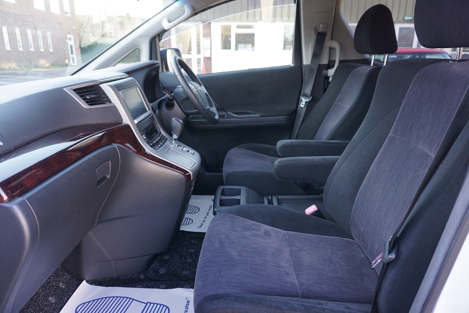 Used Toyota Vellfire 2025 for sale - 77264803: Photo 26