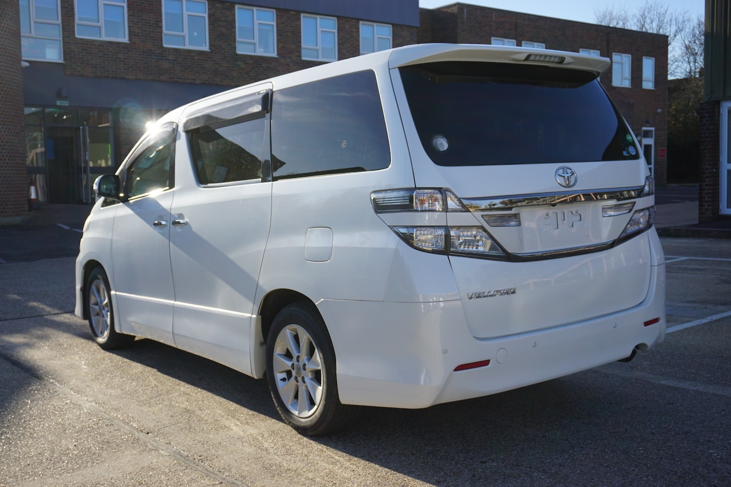 Used Toyota Vellfire 2025 for sale - 77264803: Photo 8