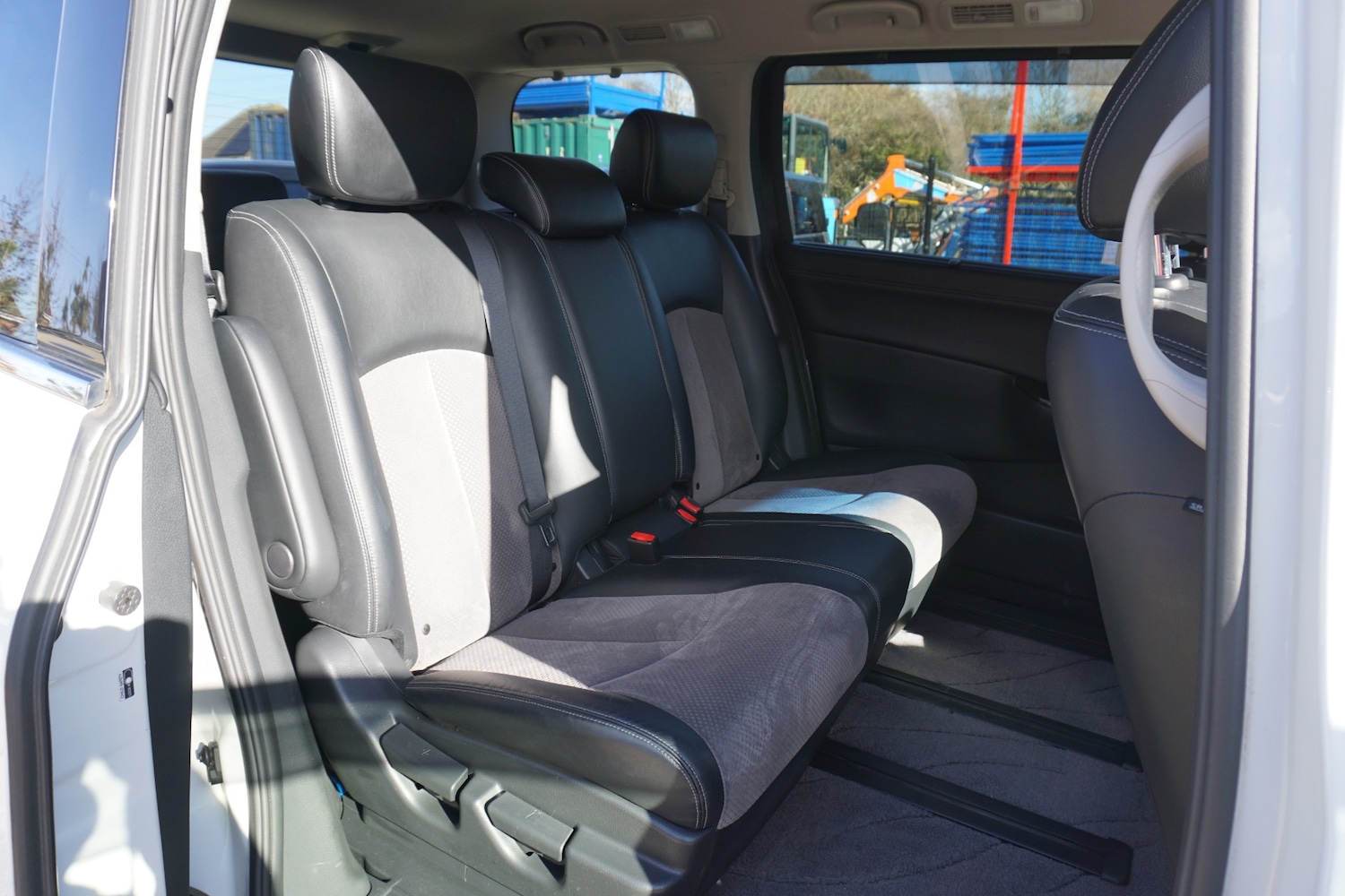 Used Nissan Elgrand 2026 for sale - 77782125: Photo 12