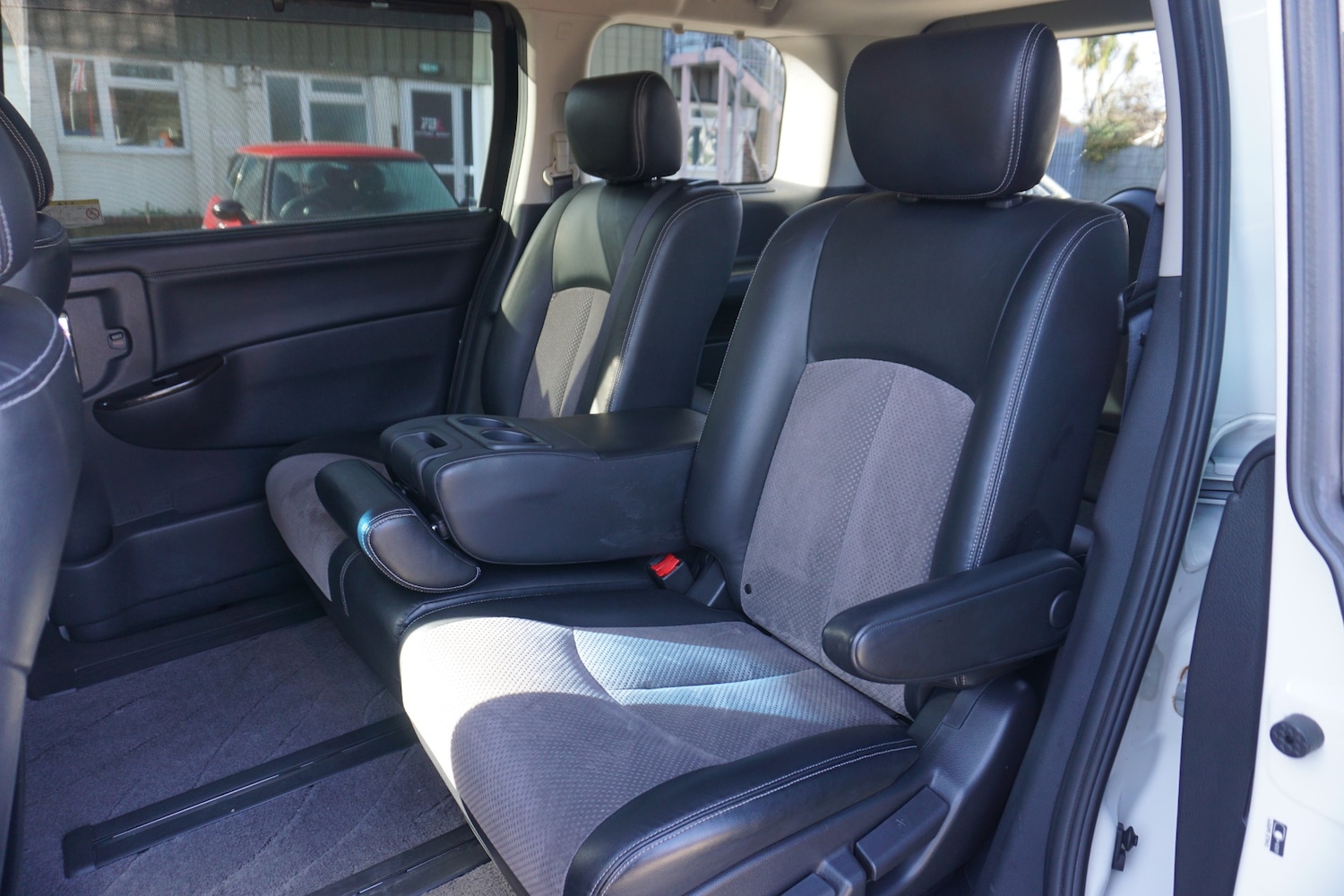 Used Nissan Elgrand 2026 for sale - 77782125: Photo 22